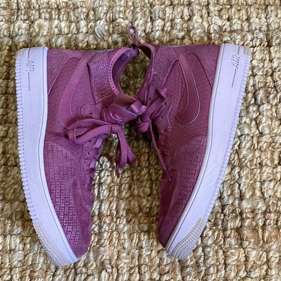 Nike Womens Air Force 1 Ultraforce Mid Force Sneakers Size 9.5 Vintage‎ Wine - Picture 5 of 16